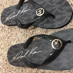 MK flip flops New
